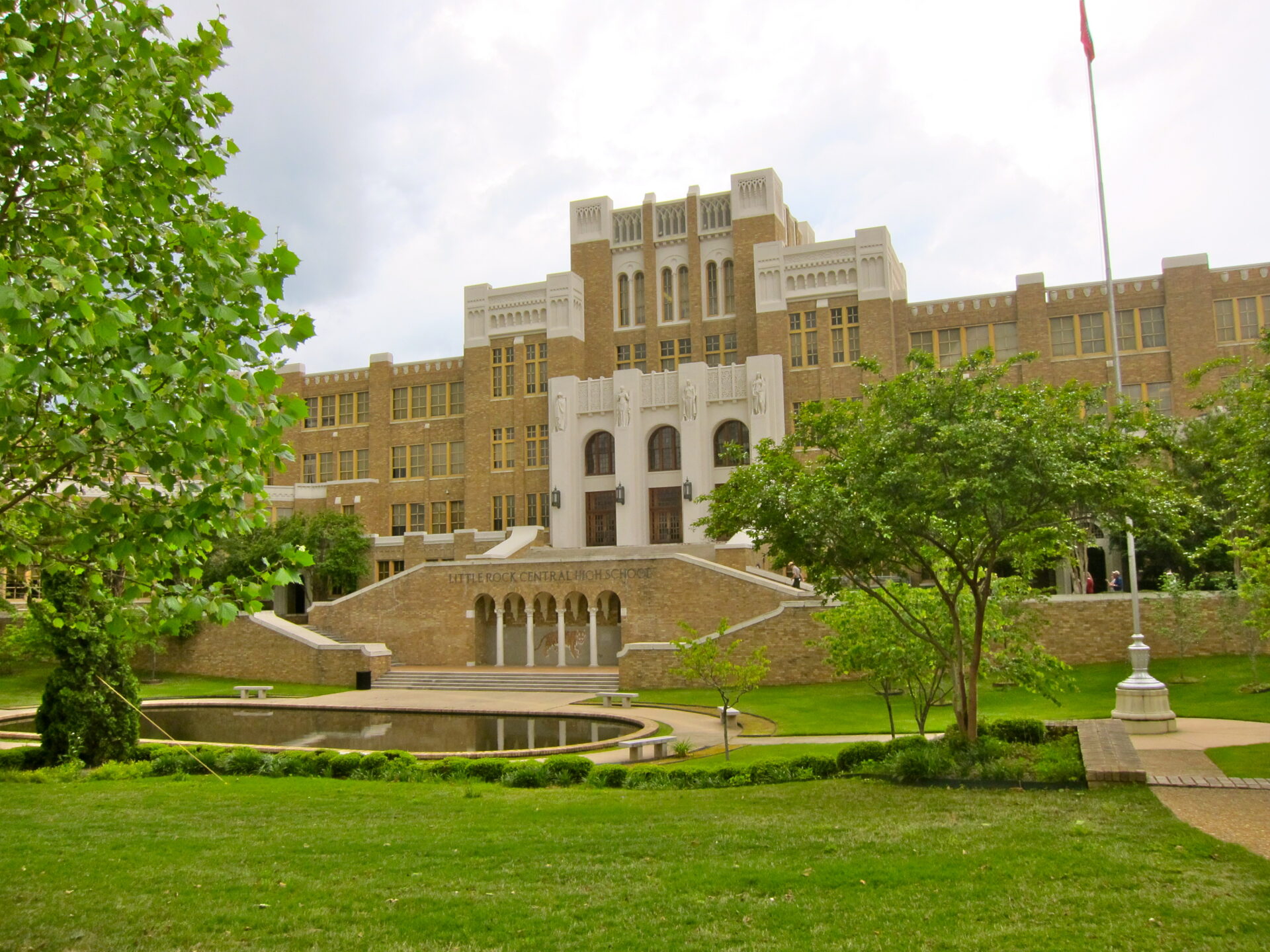 CENTRAL HIGH SCHOOL, CLINTON PRESIDENTIAL CENTER, THE CAPITAL HOTEL ...