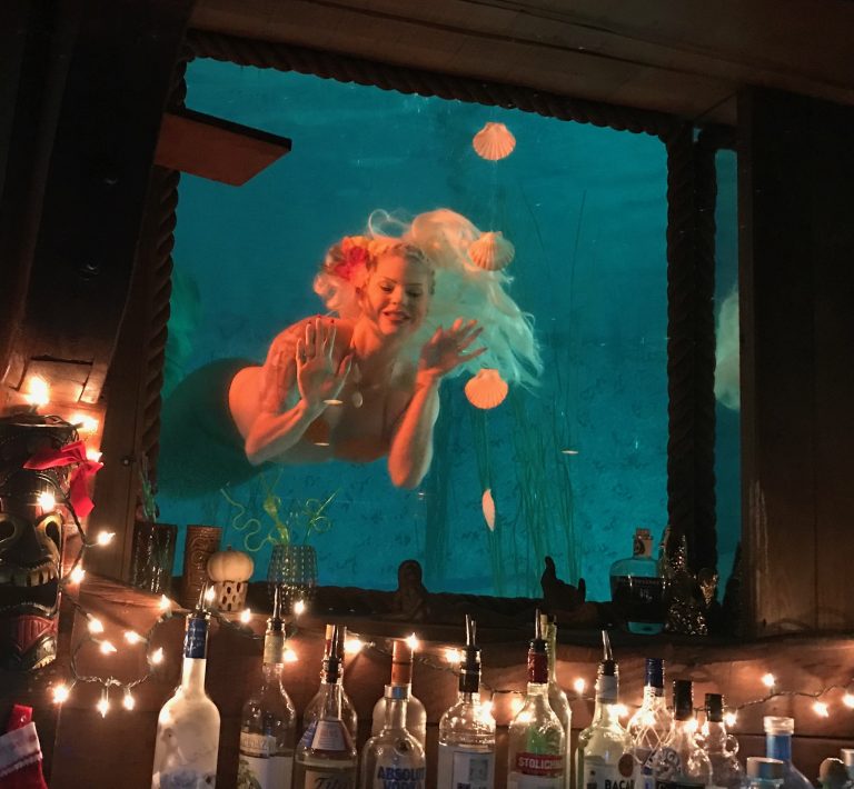 MERMAIDS, THE WRECK BAR, RUM PUNCH & SHRIMP SALAD | Sweet Leisure