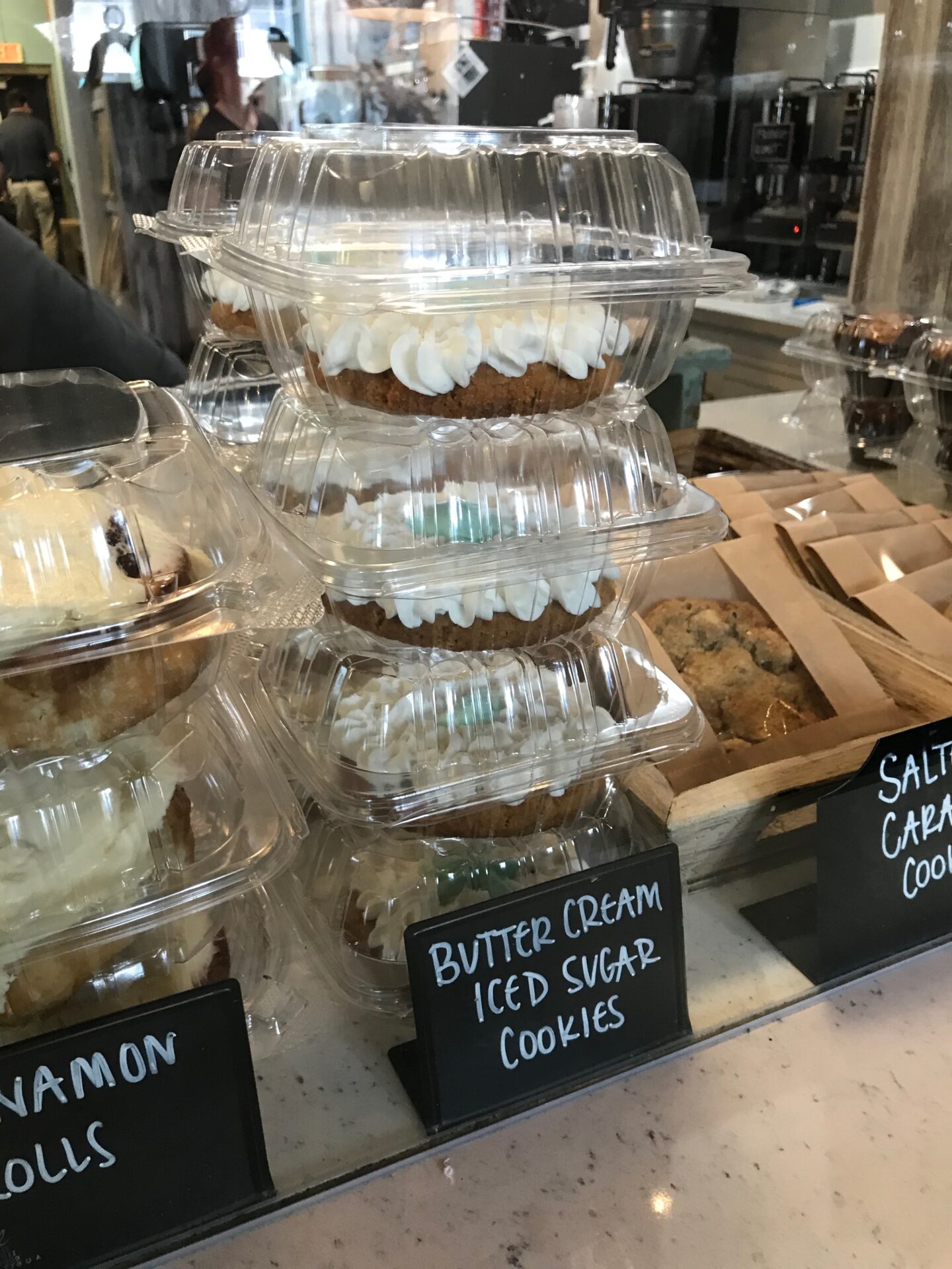 THE SOUTHERN GRIND COFFEE HOUSE’S BUTTERCREAM SUGAR COOKIES | Sweet Leisure