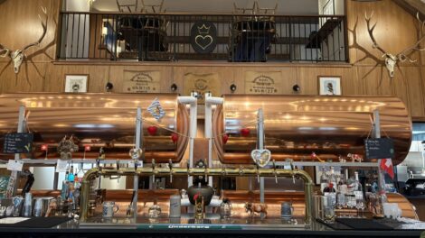 Inside Great Heart Brewing Co